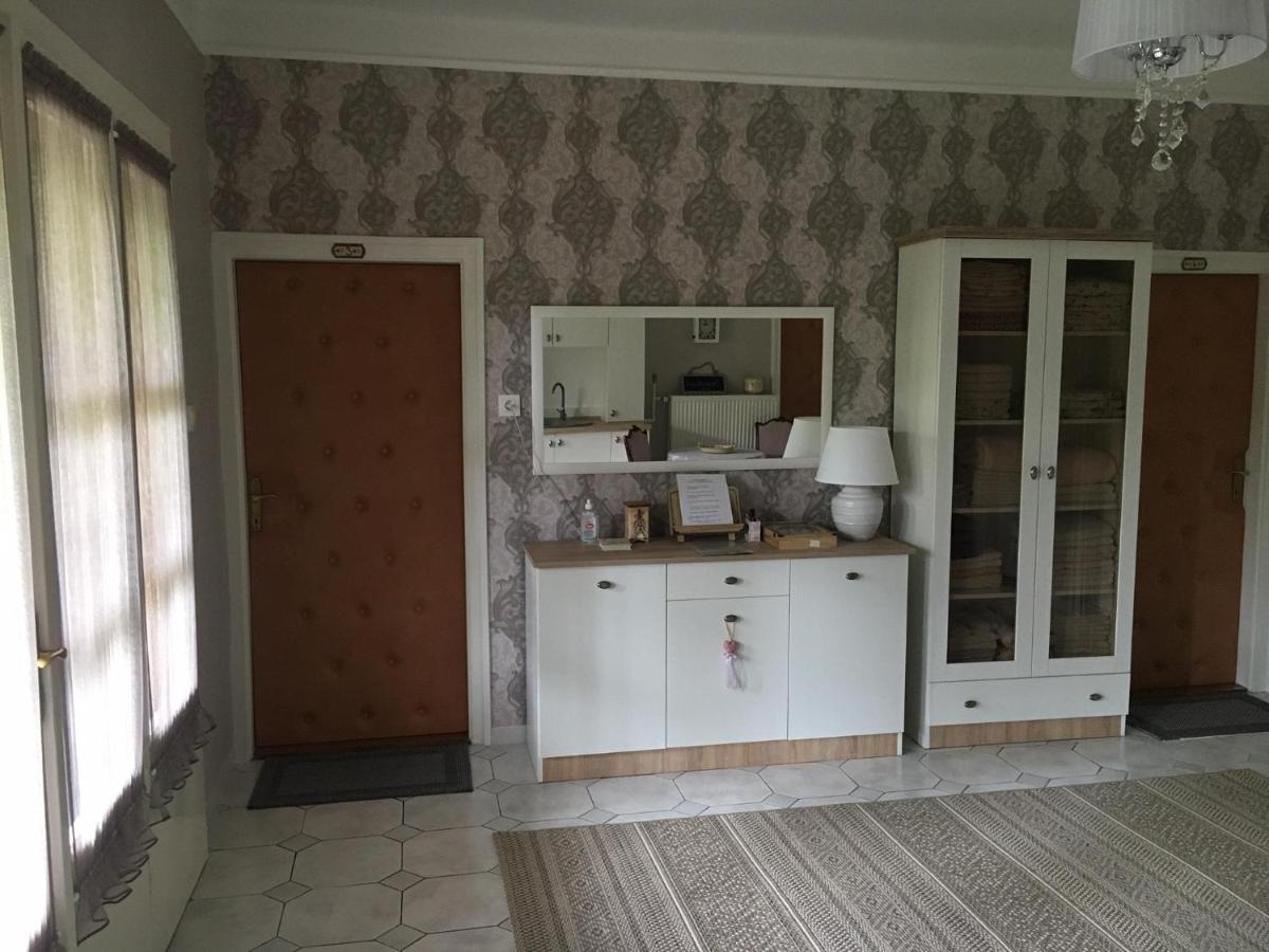 Emma Vendeghaz Hotel Balatonfured Ngoại thất bức ảnh